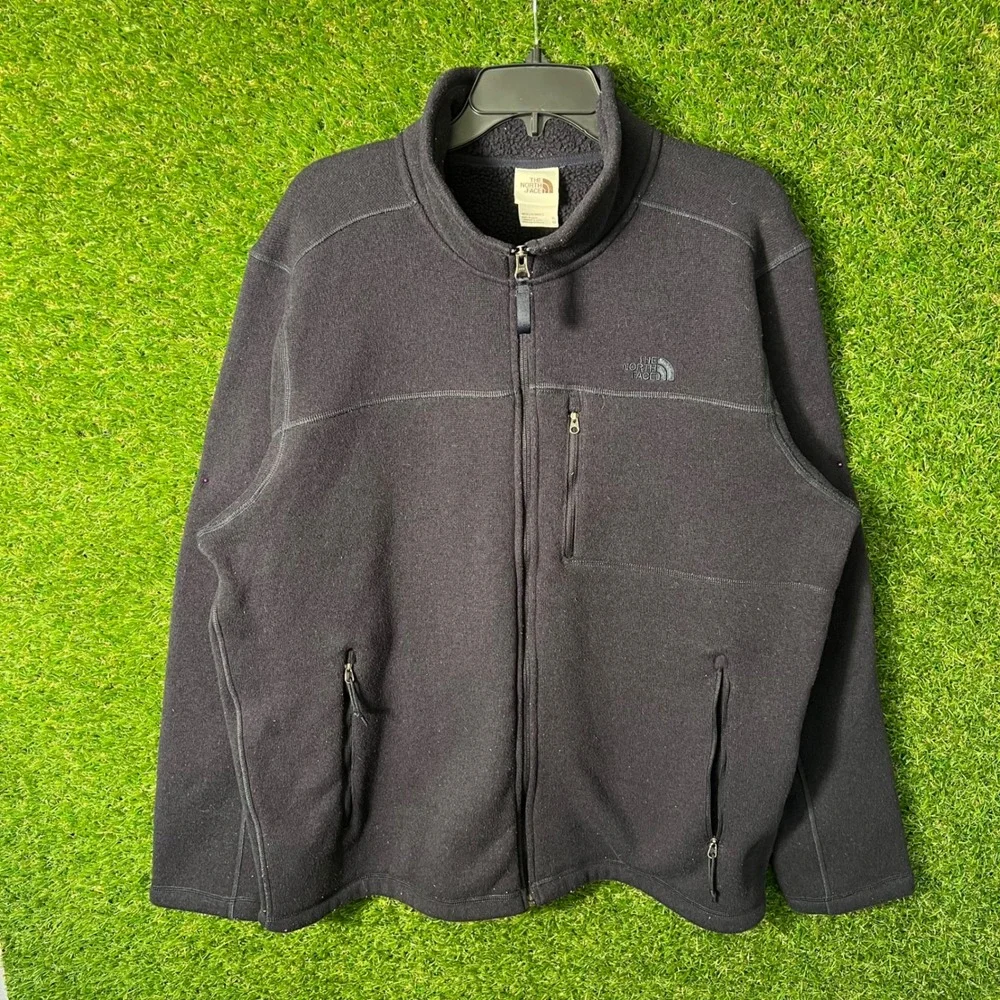 The North Face Mens Fleece Jacket Full Zip Black XL Regular Fit‎